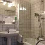 Les 4 Saisons Szálloda 3*