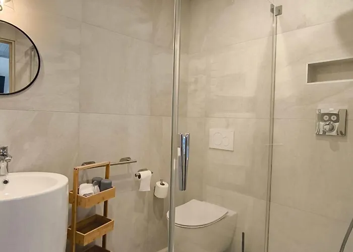 Les 4 Saisons Hotel 3*