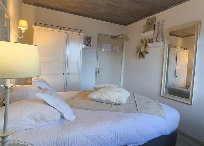 Les 4 Saisons Hotel 3*