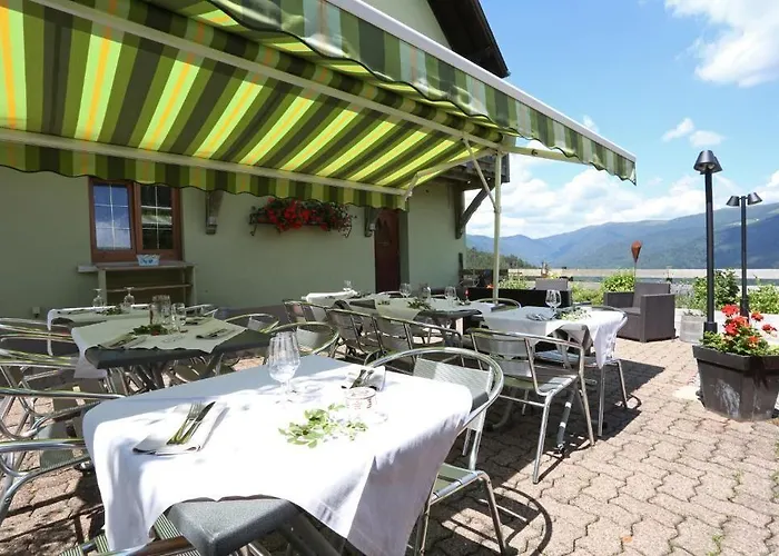 Les 4 Saisons Hotel
